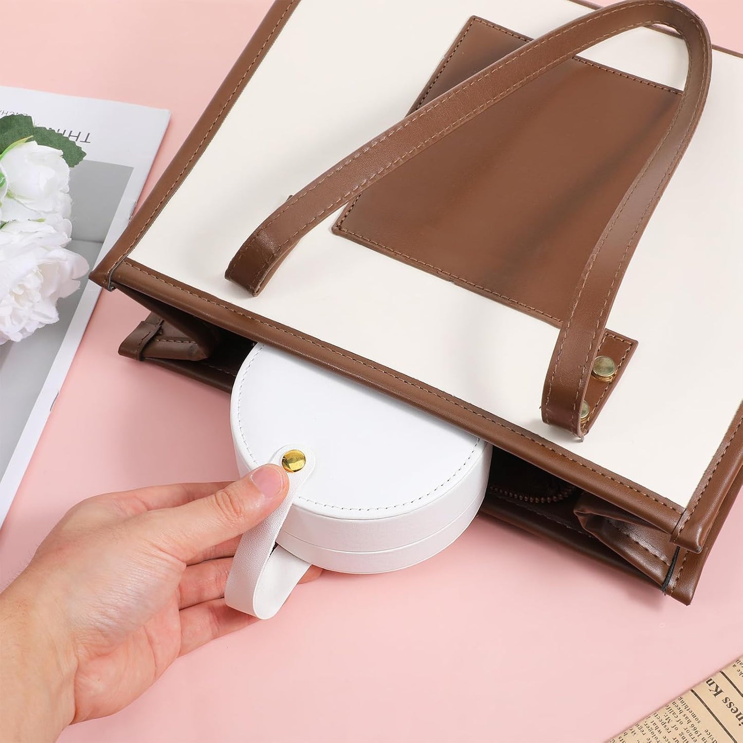 8 Pack Travel Jewelry Case, Bridesmaid Gift Boxes, Portable Mini Jewelrys Holder, Small Round Jewelry Box, PU Leather Small Earring Storage Organizer(White)