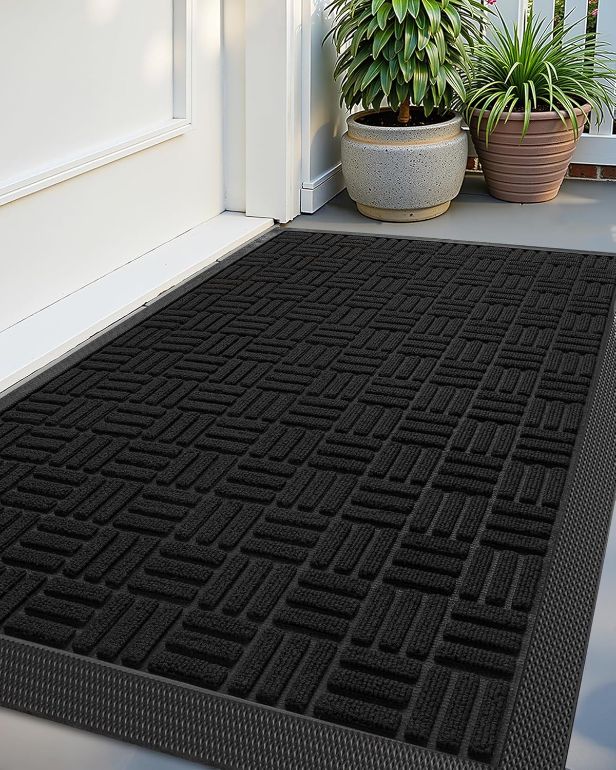 Color&Geometry Front Door Mat Outside Entrance, Heavy Duty Non Slip Low Profile Doormat for Entryway, Trap Dirt and Moisture Welcome Mats All-Weather, Easy Clean, Patio, Garage, 24"x36" Black